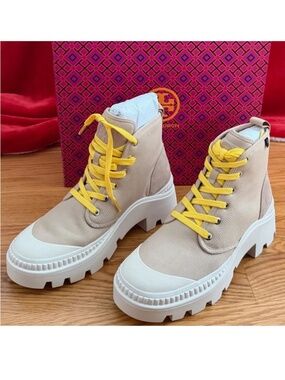 Tory Burch NIB Camp Sneaker Boot (8)